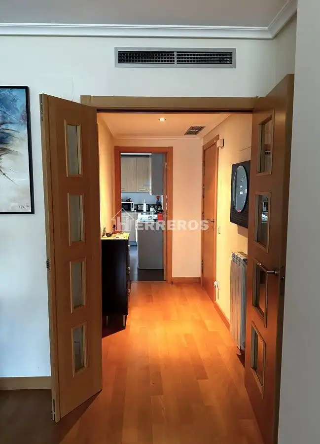 Apartamento en venta en  Logroño con Calefacción, Parquet y Trastero