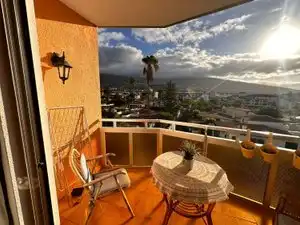 Vista exterior de Estudio de alquiler en Puerto de la Cruz con Terraza, Amueblado y Balcón