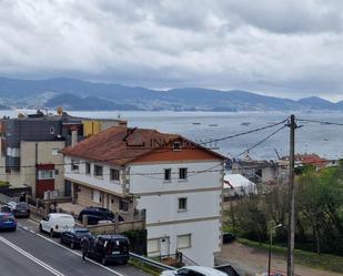 Vista exterior de Pis en venda en Poio amb Piscina