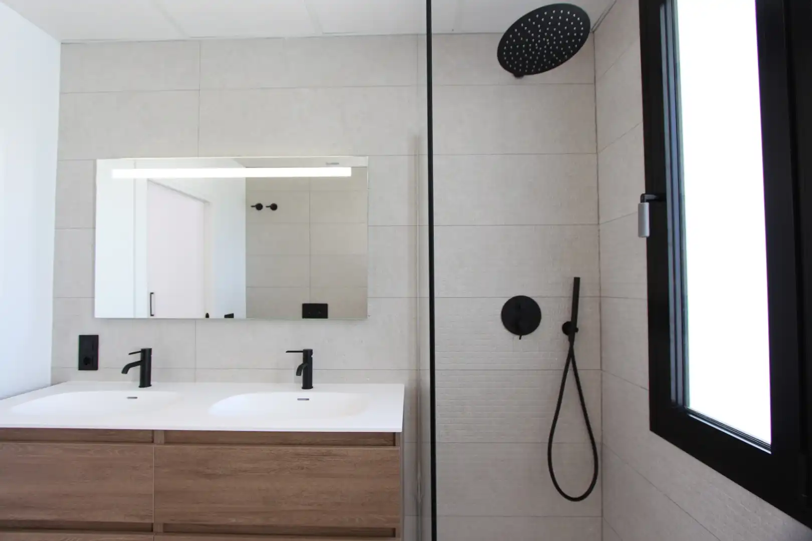 Badezimmer von Haus oder Chalet zum Verkauf in Calpe / Calp mit Klimaanlage, Heizung und Privatgarten