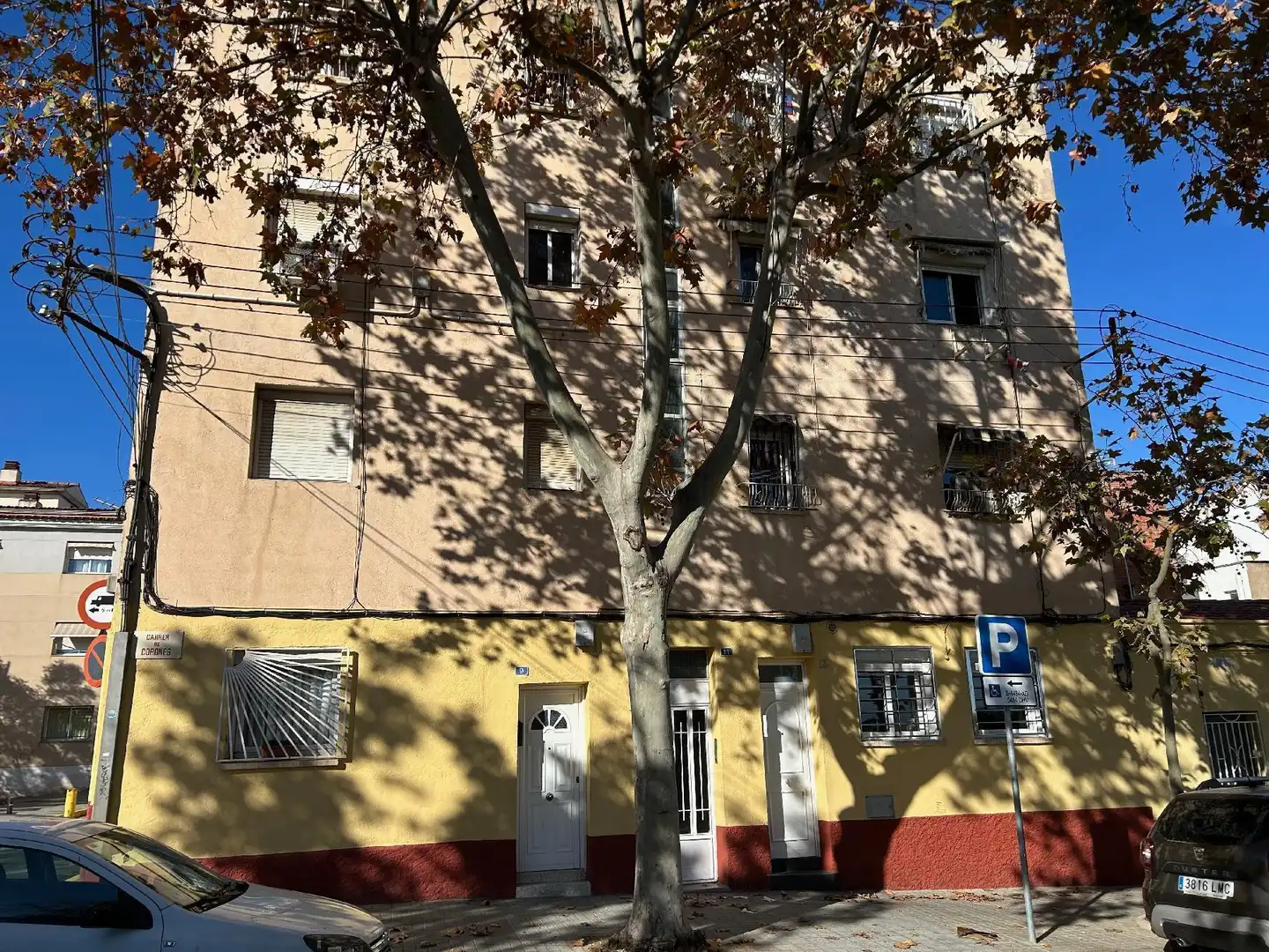 Vista exterior de Piso en venta en Sabadell