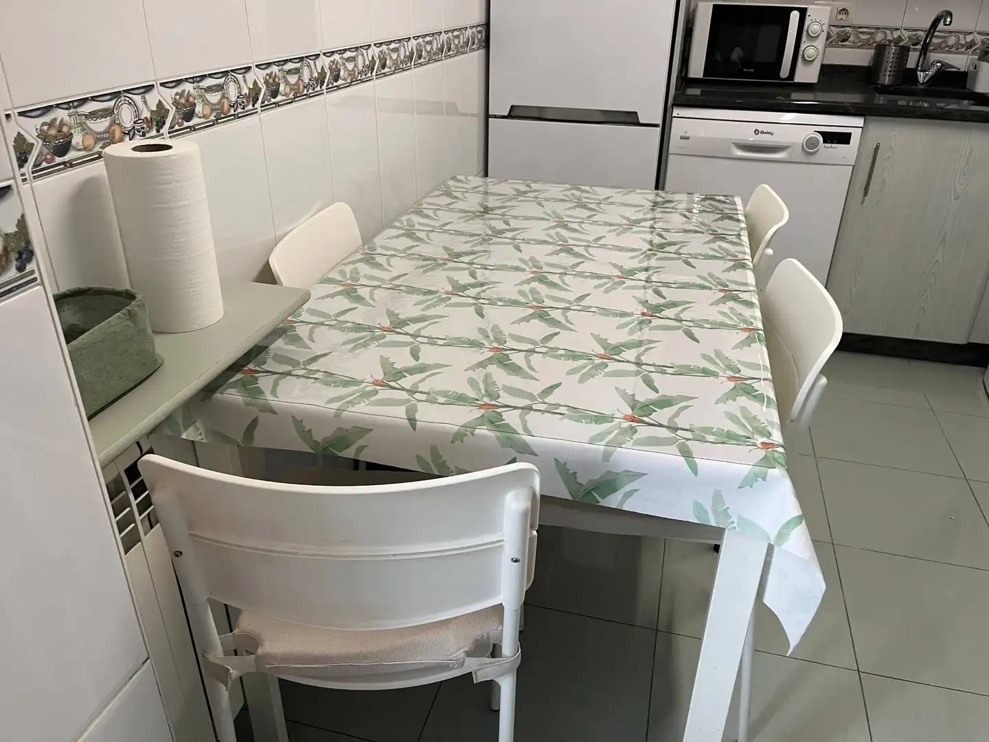 Küche von Wohnung zur Miete in Santiago de Compostela  mit Heizung und Möbliert