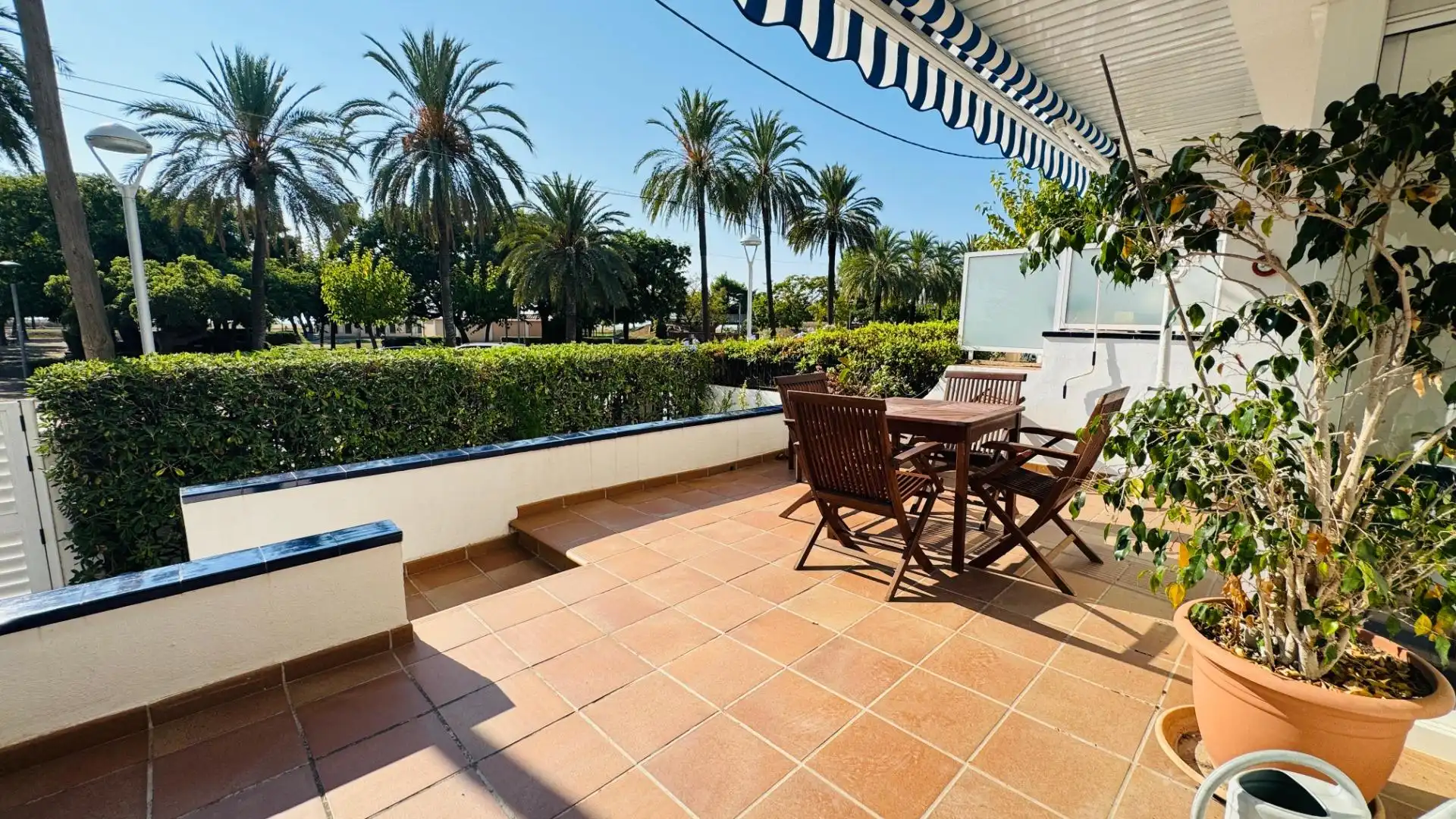 Terrasse von Erdgeschoss zur Miete in Vilanova i la Geltrú mit Klimaanlage, Heizung und Terrasse