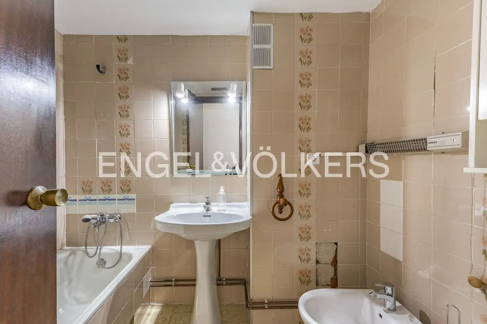 Baño de Piso en venta en Terrassa con Calefacción
