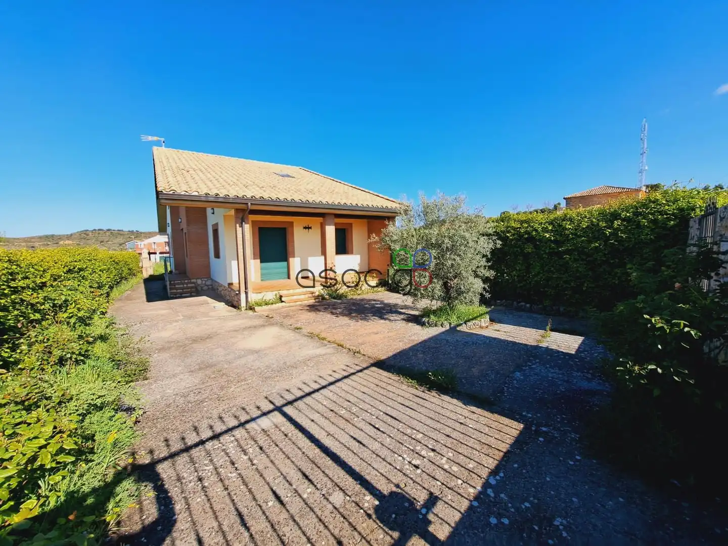 Jardín de Casa o chalet en venta en Solanillos del Extremo con Calefacción, Trastero y Piscina