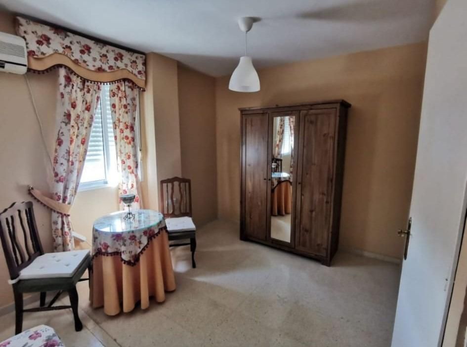 Dormitori de Casa adosada en venda en El Pedroso amb Aire condicionat