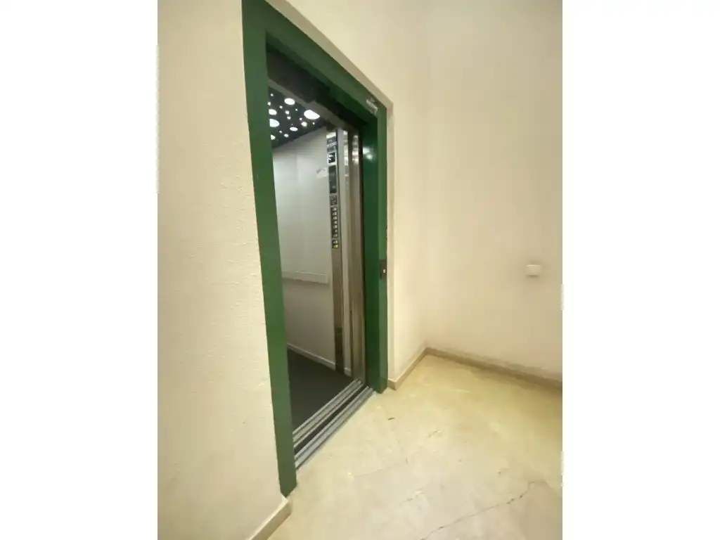 Piso en venta en Calle Padre Vela, Parque Ribalta - Plaza de Toros