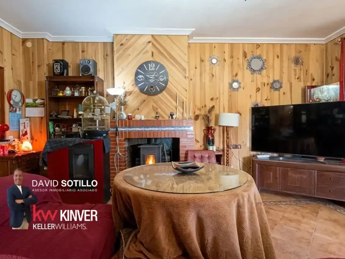 Sala de estar de Casa o chalet en venta en Bailén con Aire acondicionado, Jardín privado y Trastero