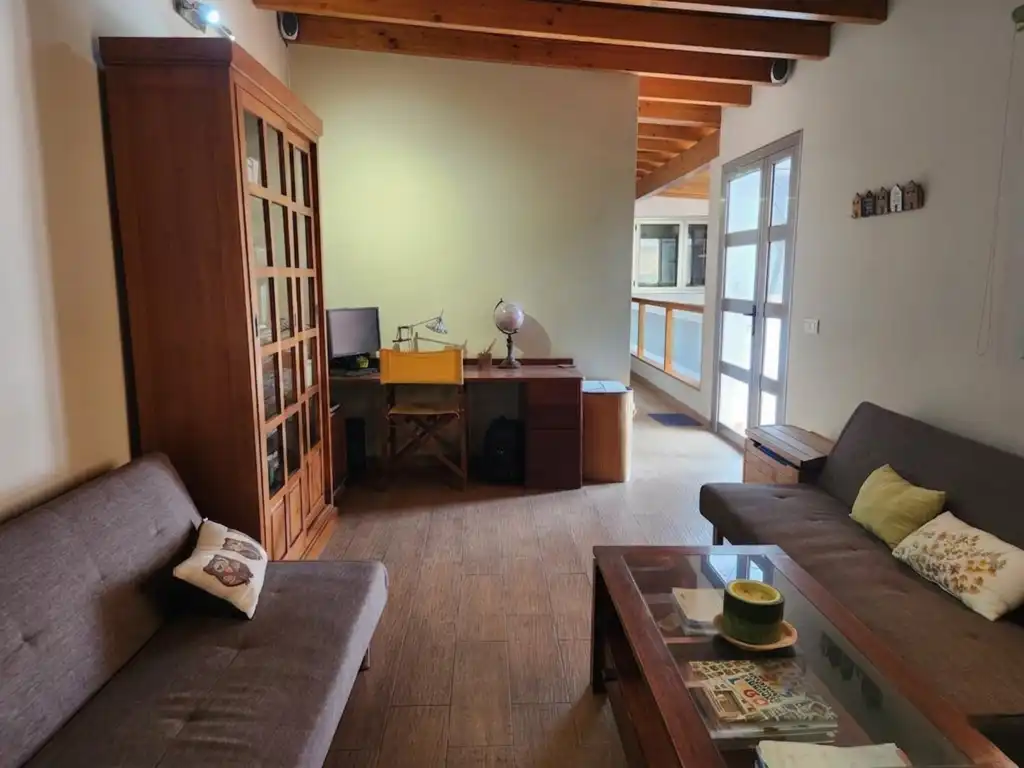 Sala d'estar de Casa o xalet en venda en Las Palmas de Gran Canaria amb Aire condicionat i Terrassa