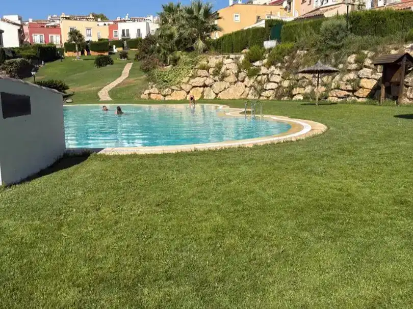 Swimming pool of Duplexes for rent in Golf Bahía
