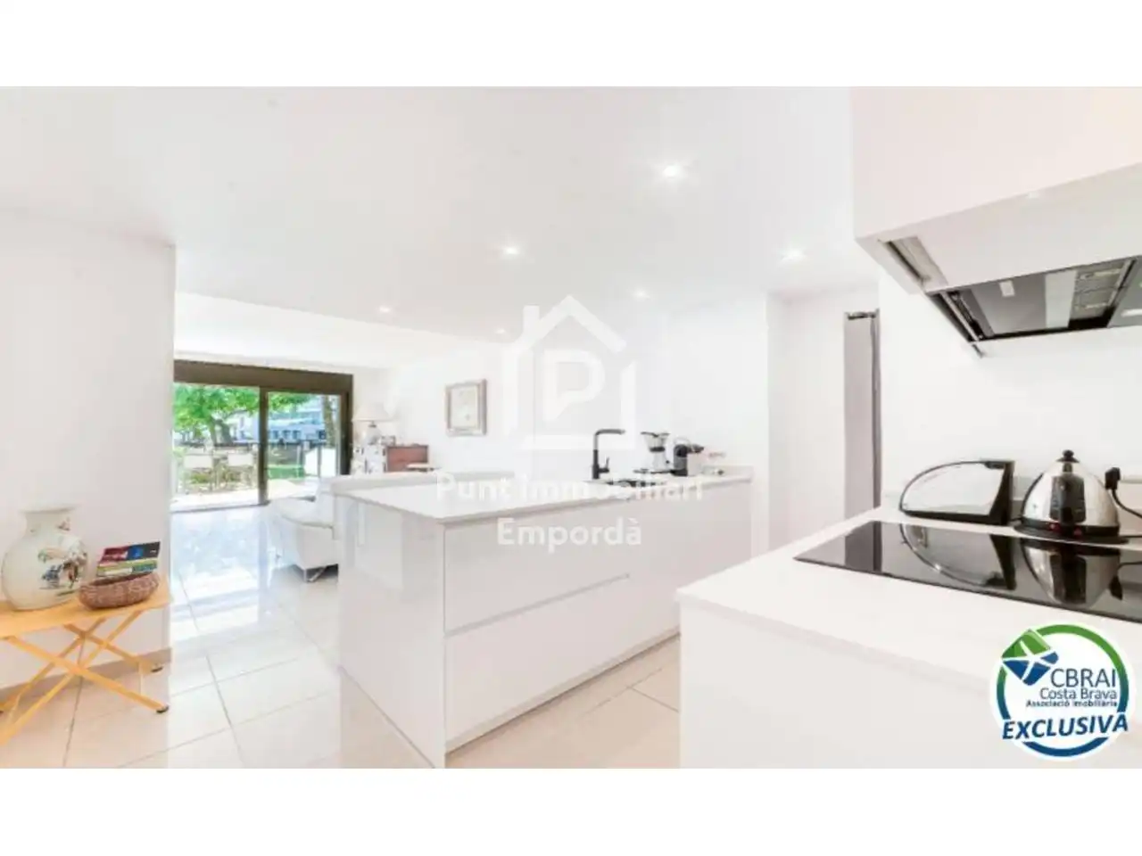 Kitchen of Houses for sale in Roses  with Air Conditioner, Heating and Terrace