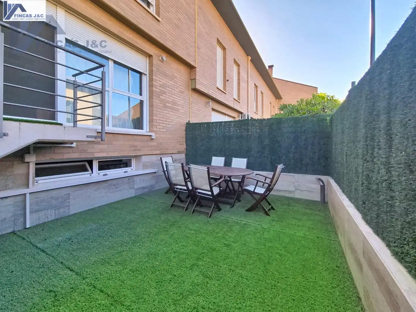 Terraza de Casa adosada en venta en Zaragoza con Aire acondicionado, Calefacción y Jardín privado