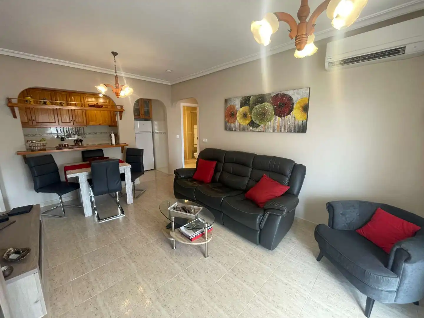 Sala de estar de Apartamento en venta en Orihuela con Aire acondicionado, Terraza y Piscina