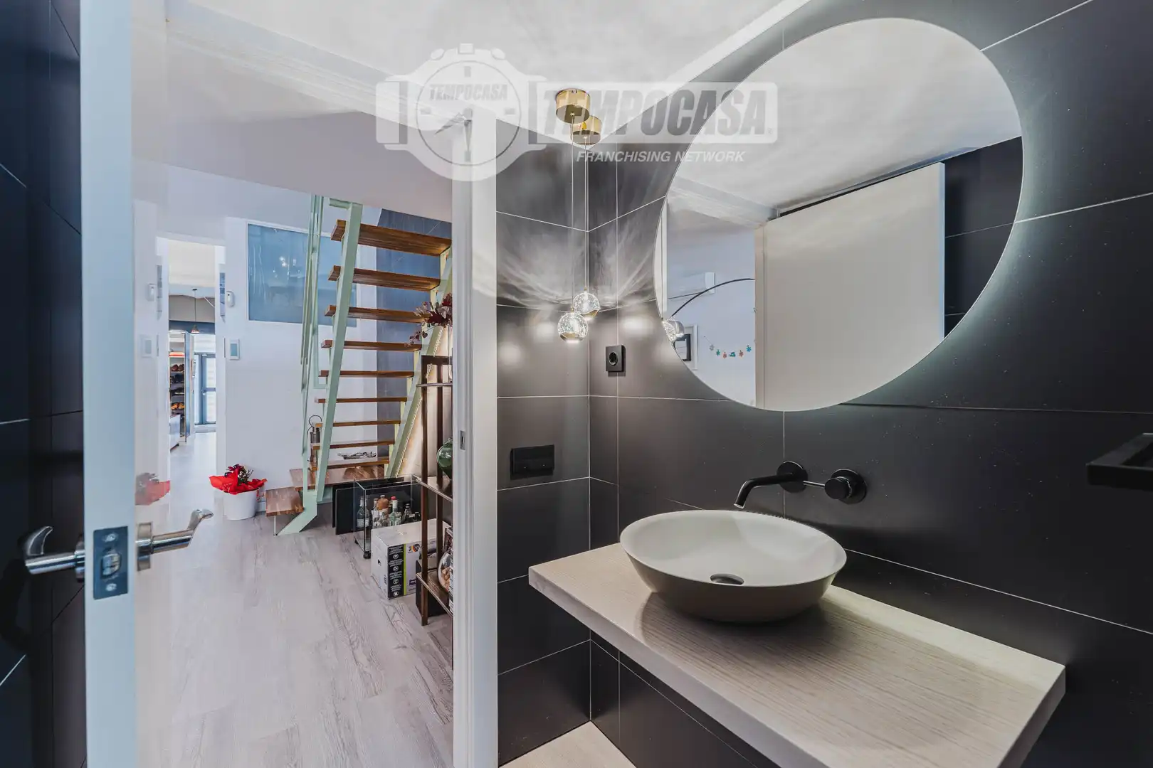 Bathroom of Flat for sale in Barcelona  with Air Conditioner, Heating and Balcony