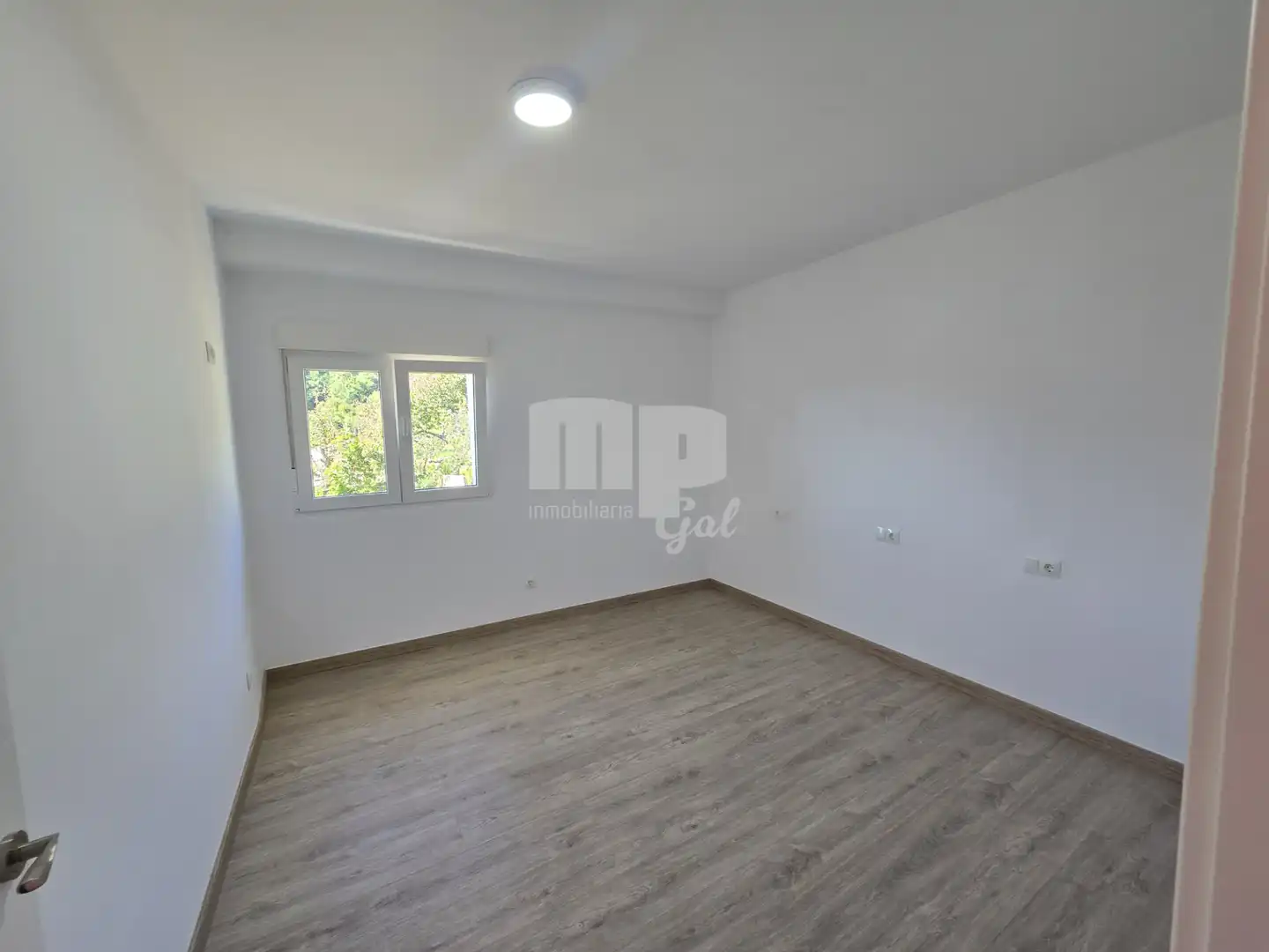 Habitación de Casa o chalet en venta en Vilaboa con Calefacción, Jardín privado y Trastero