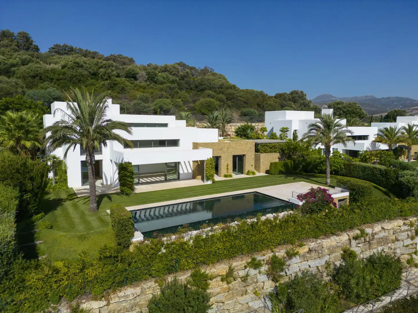 House with pool for sale in Estepona Pueblo