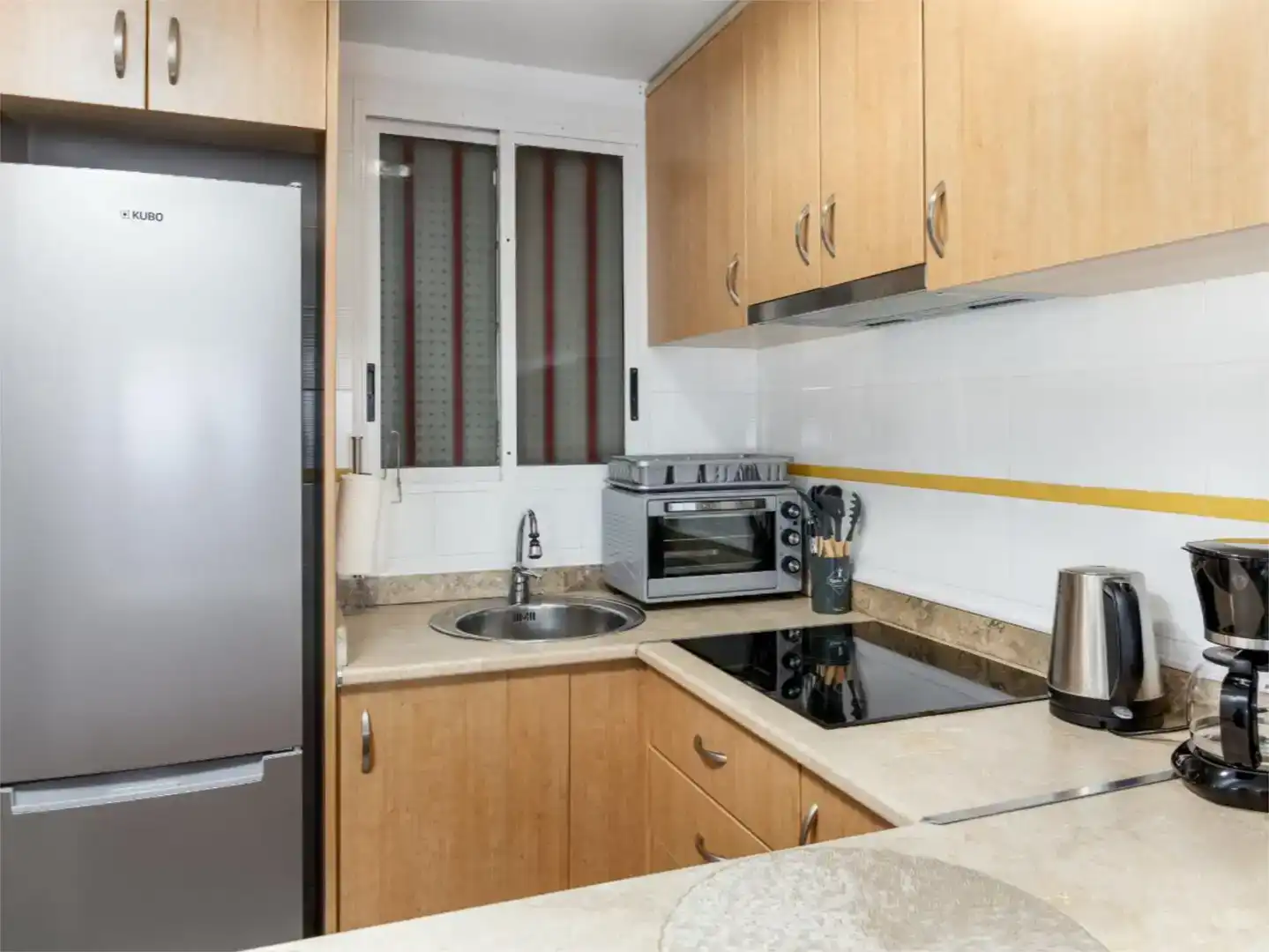 Kitchen of Apartments for rent in Benidorm  with Air Conditioner, Private garden and Swimming Pool