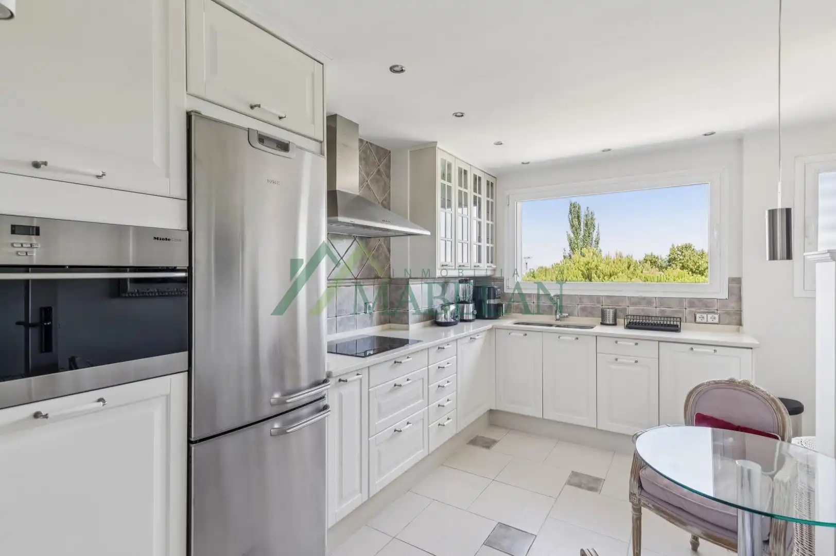Kitchen of Flat for rent in Las Rozas de Madrid  with Heating, Furnished and Community pool