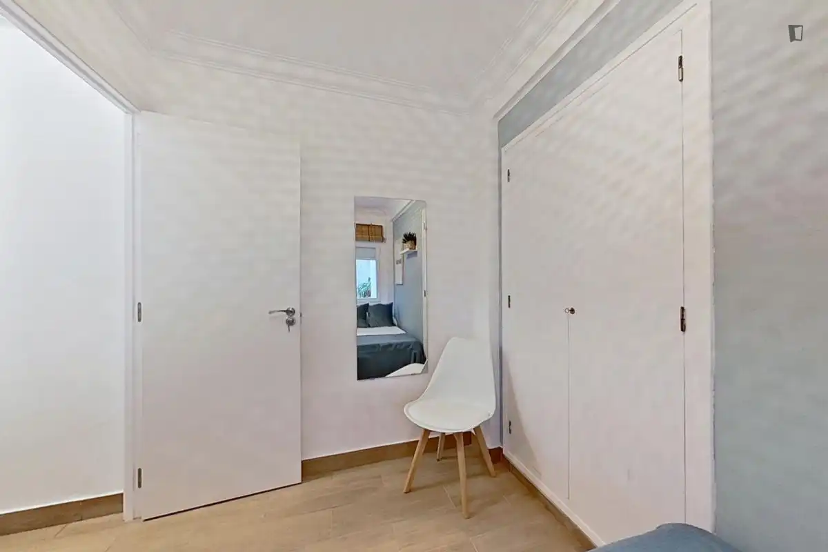 Schlafzimmer von Wohnungen zur untervermieten in Zaragoza mit Heizung, Möbliert und Waschmaschine