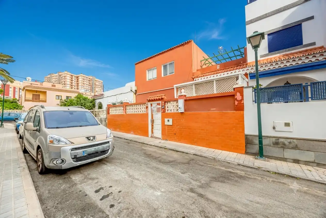 Casa con terraza en venta en Ciudad Alta