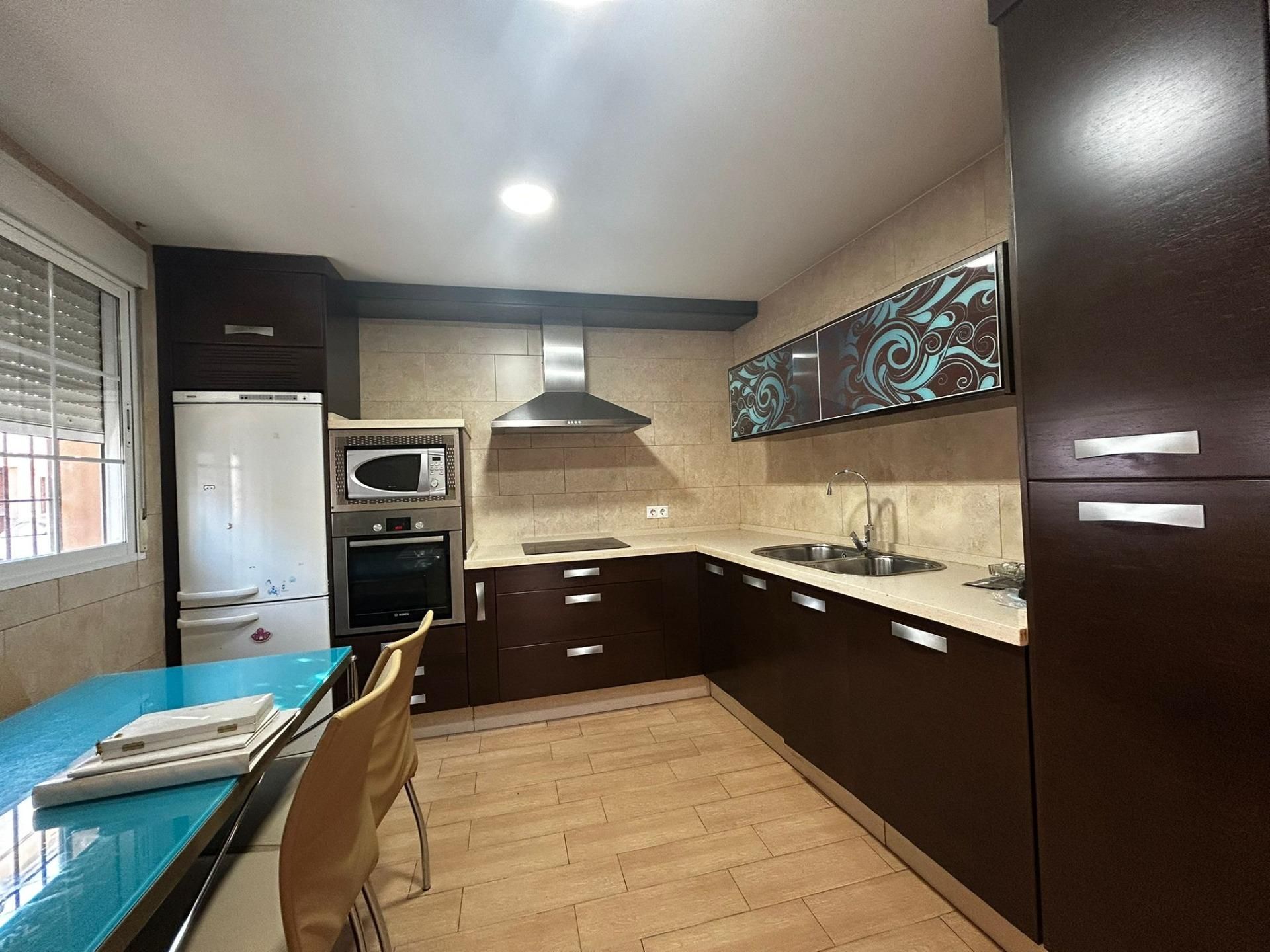 Cuina de Casa o xalet en venda en  Córdoba Capital amb Aire condicionat