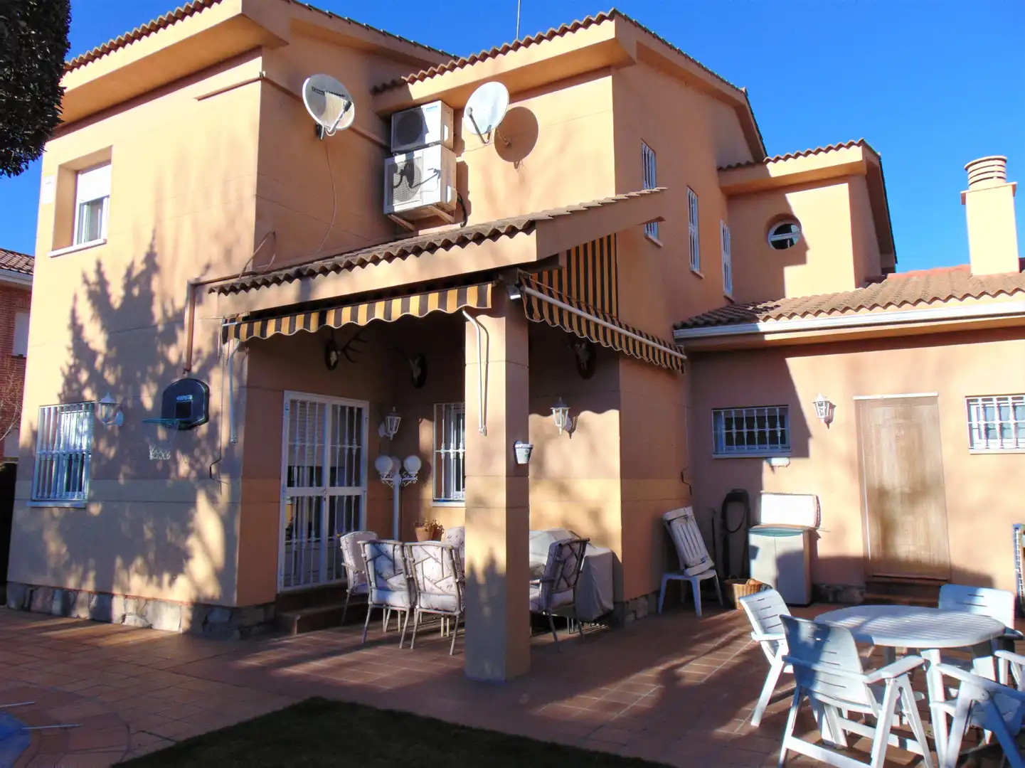 Jardín de Casa o chalet en venta en Colmenar Viejo con Aire acondicionado, Calefacción y Jardín privado