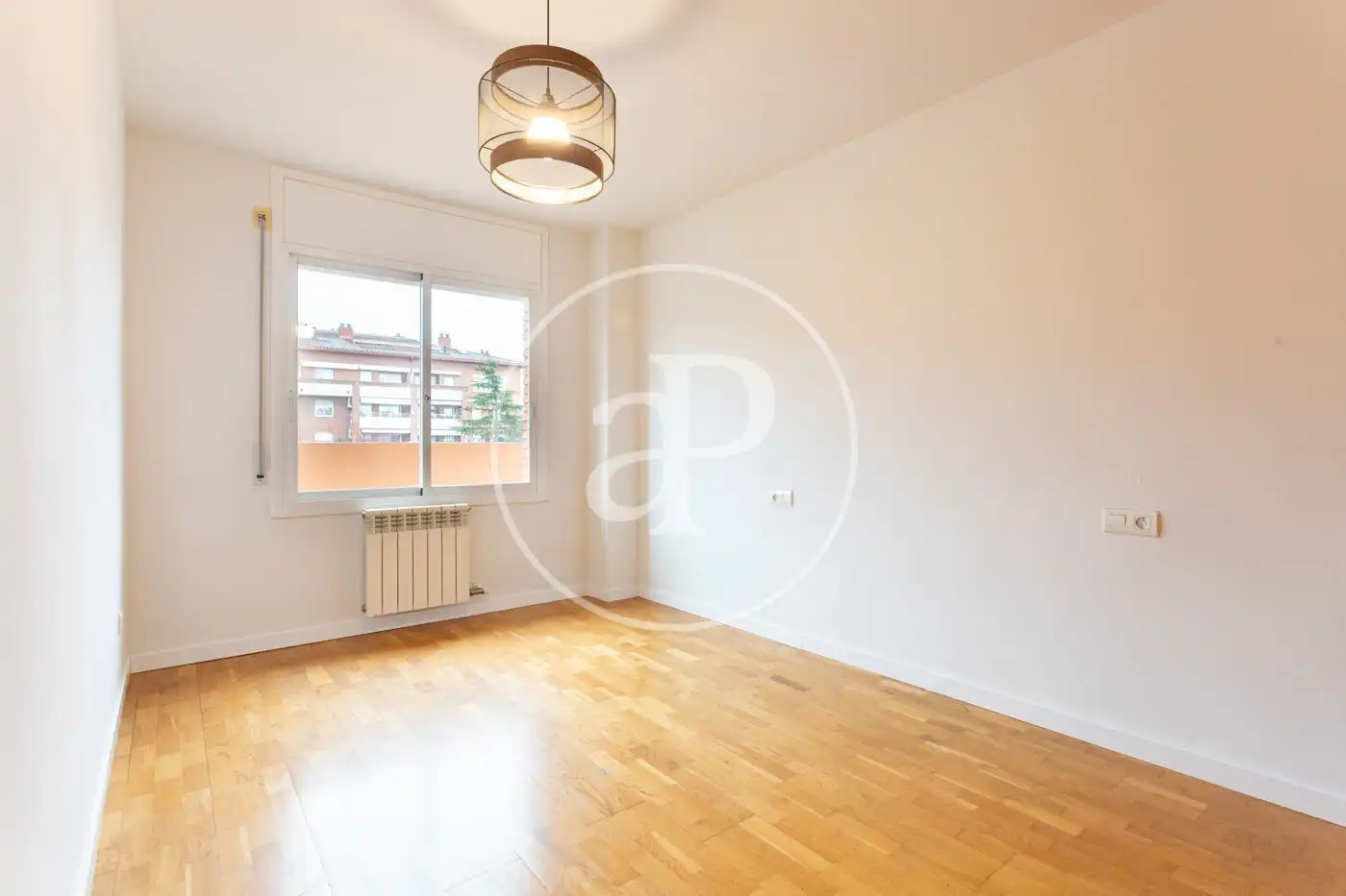 Habitación de Piso de alquiler en Rubí con Aire acondicionado, Calefacción y Jardín privado