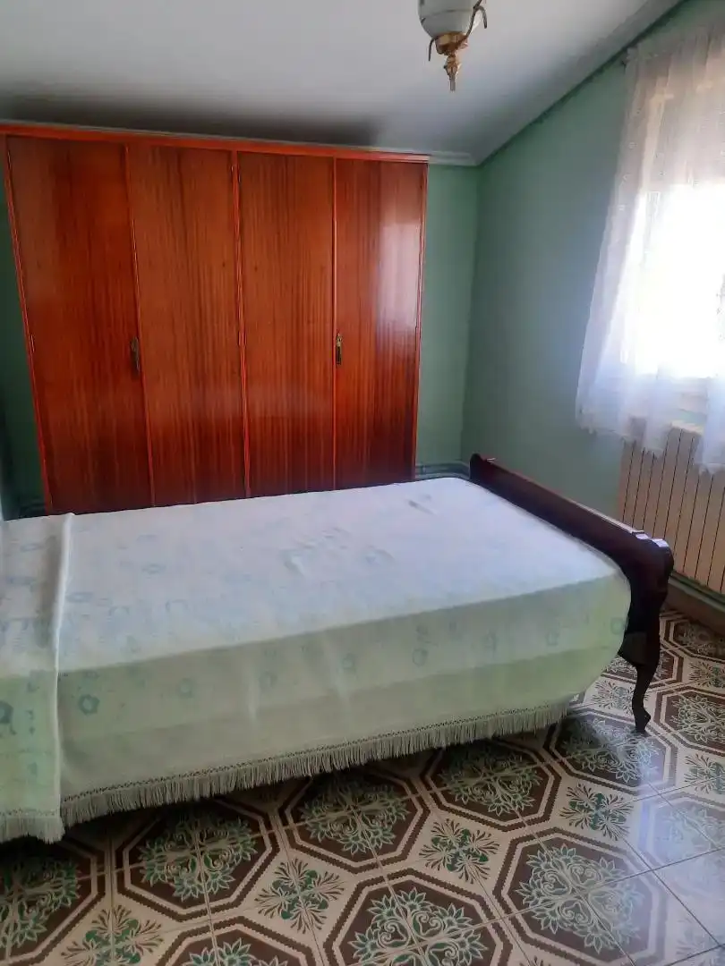 Dormitori de Casa adosada en venda en Corella amb Jardí privat, Traster i Forn