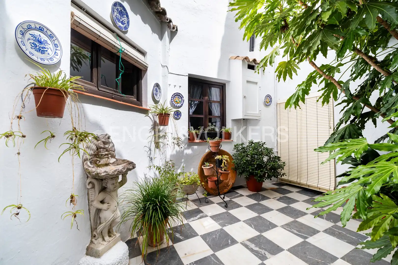 Exterior view of Houses for sale in Grazalema  with Air Conditioner, Heating and Storage room