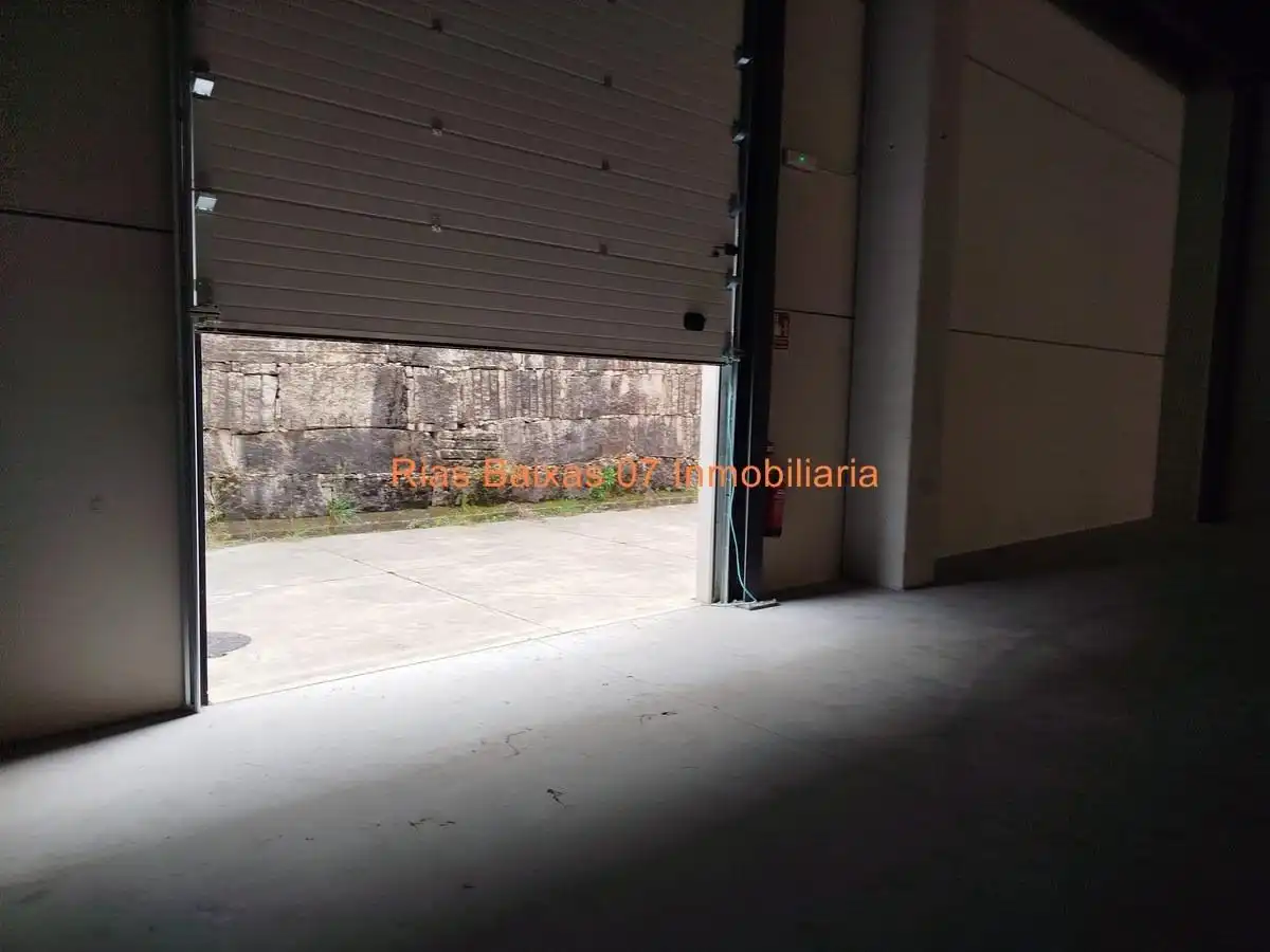 Nave industrielle à louer à Mos, imagen 16