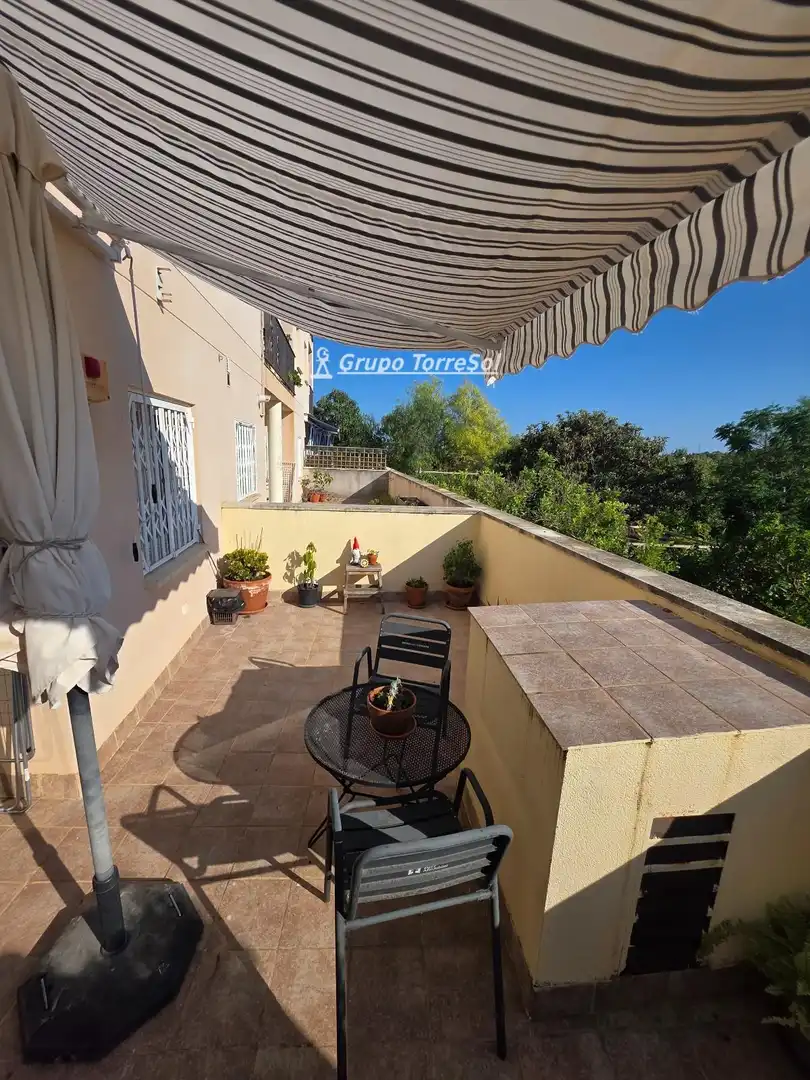 Terraza de Piso en venta en La Pobla de Montornès   con Calefacción y Terraza