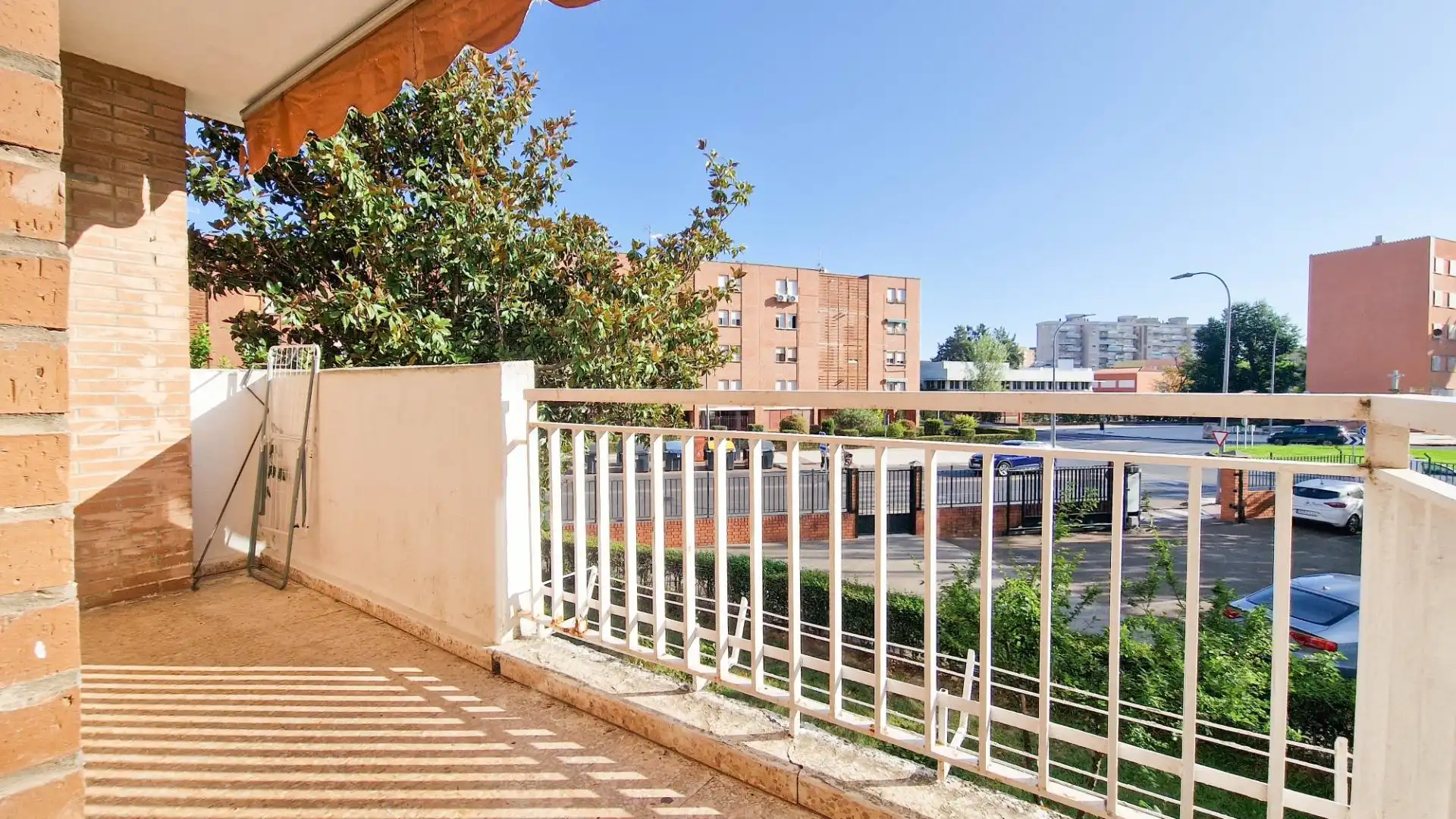 Terrasse von Wohnung zur Miete in Badajoz mit Privatgarten, Möbliert und Balkon
