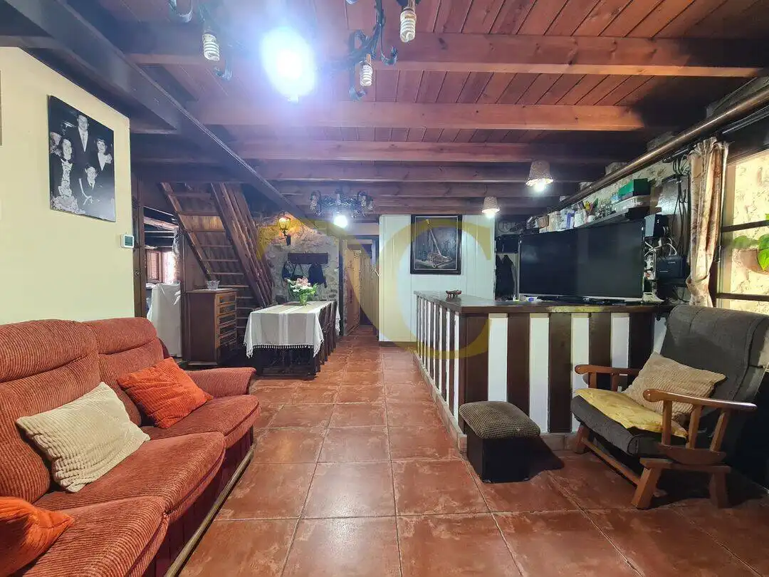 Casa o xalet en venda en Peñamellera Alta amb Calefacció, Jardí privat i Terrassa