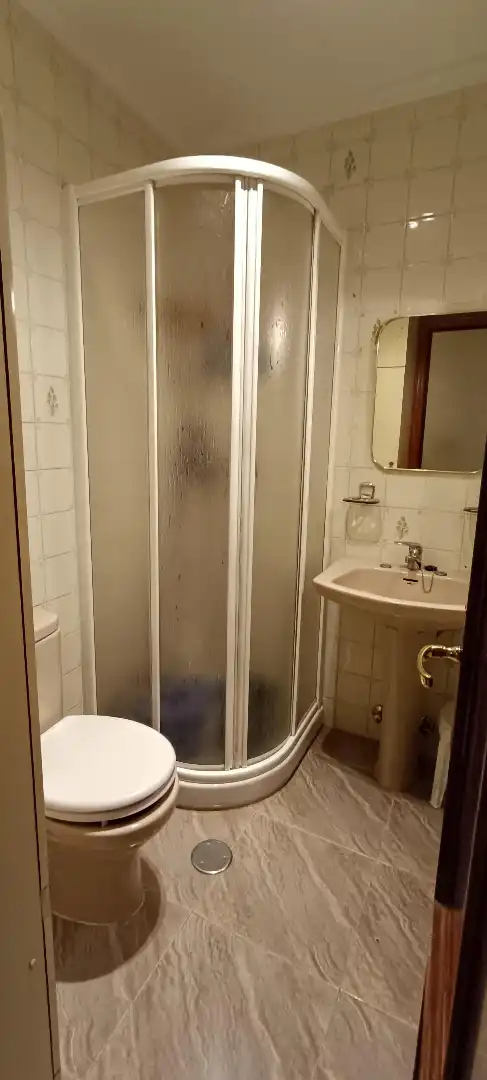 Baño de Piso en venta en Valladolid con Calefacción, Parquet y Trastero