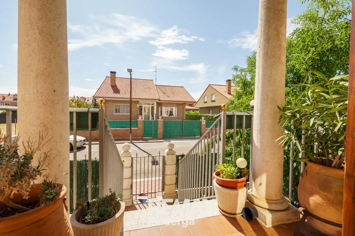 Vista exterior de Casa o chalet en venta en Arroyo de la Encomienda con Aire acondicionado, Calefacción y Jardín privado