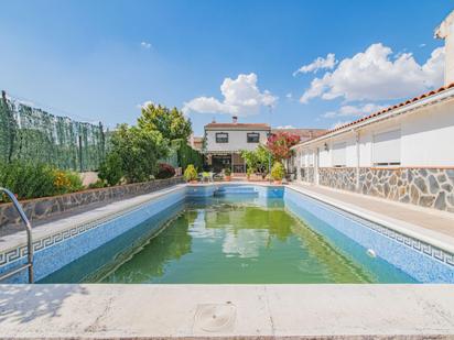 Piscina de Casa o xalet en venda en Cijuela amb Aire condicionat, Terrassa i Piscina