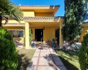 Casa o xalet de lloguer en Ciudalcampo amb Terrassa i Piscina