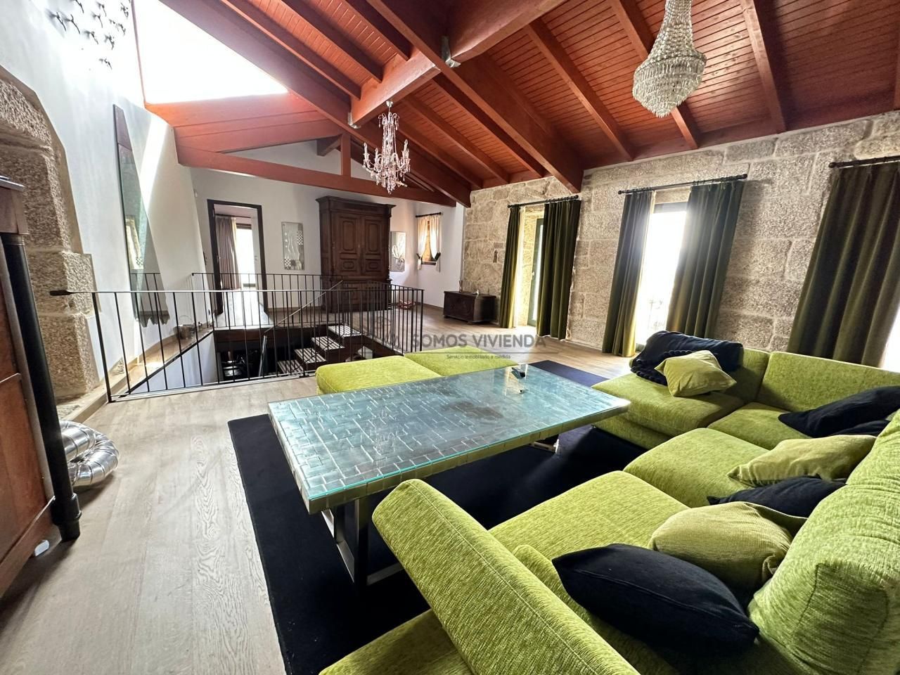 Sala d'estar de Casa o xalet en venda en Beade  amb Calefacció, Jardí privat i Terrassa