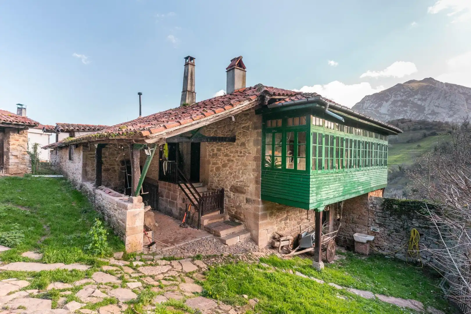 Vista exterior de Casa o chalet en venta en Proaza con Calefacción, Jardín privado y Terraza