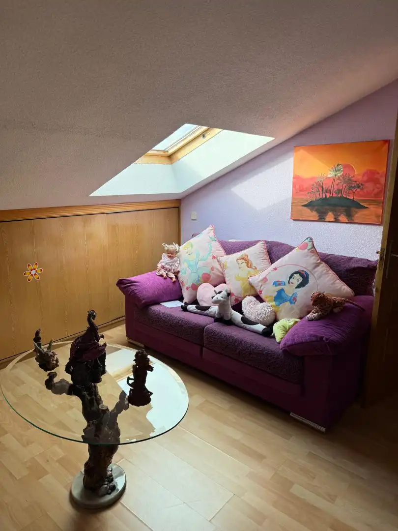Sala d'estar de Casa adosada en venda en Arganda del Rey amb Aire condicionat, Calefacció i Jardí privat