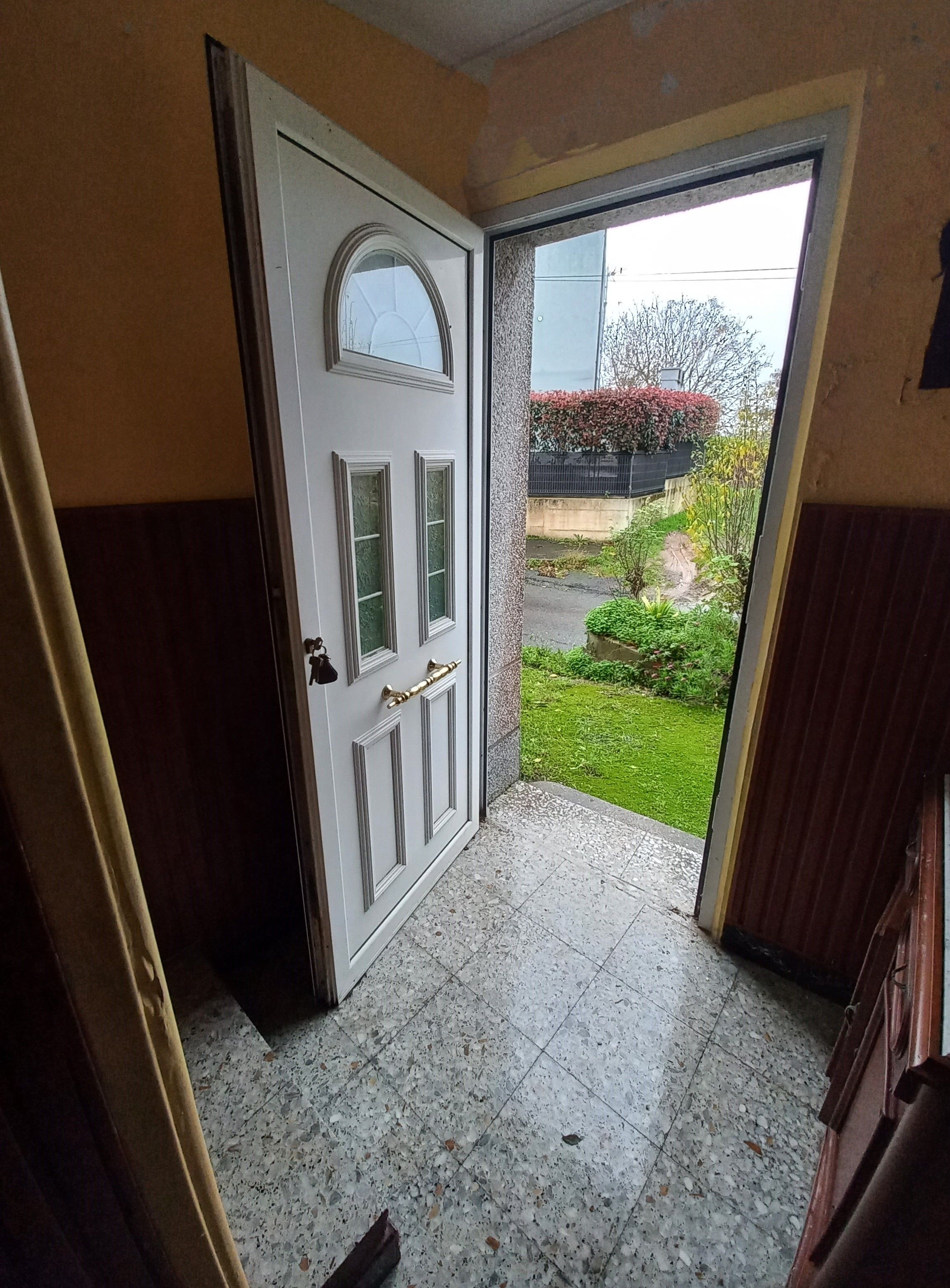 Casa o xalet en venda en Oleiros amb Jardí privat i Moblat