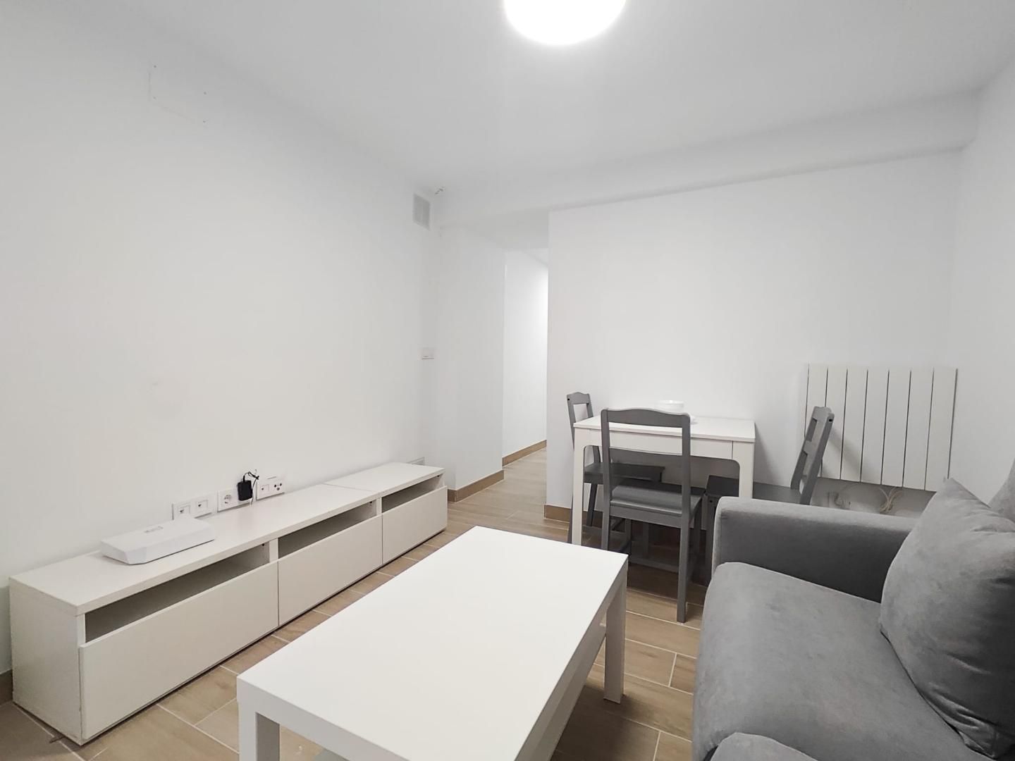 Sala d'estar de Apartament de lloguer en  Madrid Capital