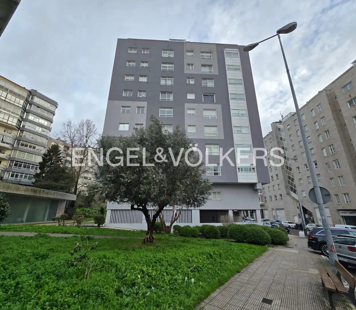Vista exterior de Piso en venta en Vigo  con Calefacción y Parquet