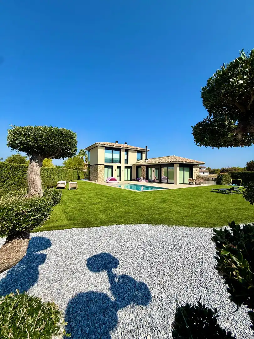 Casa con piscina in vendita a MAS FRIGOL