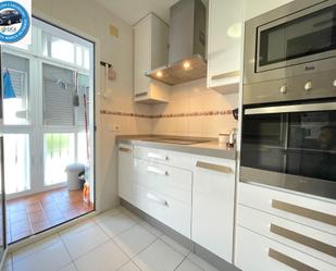 Kitchen of Flat for sale in El Cuervo de Sevilla  with Air Conditioner, Heating and Balcony