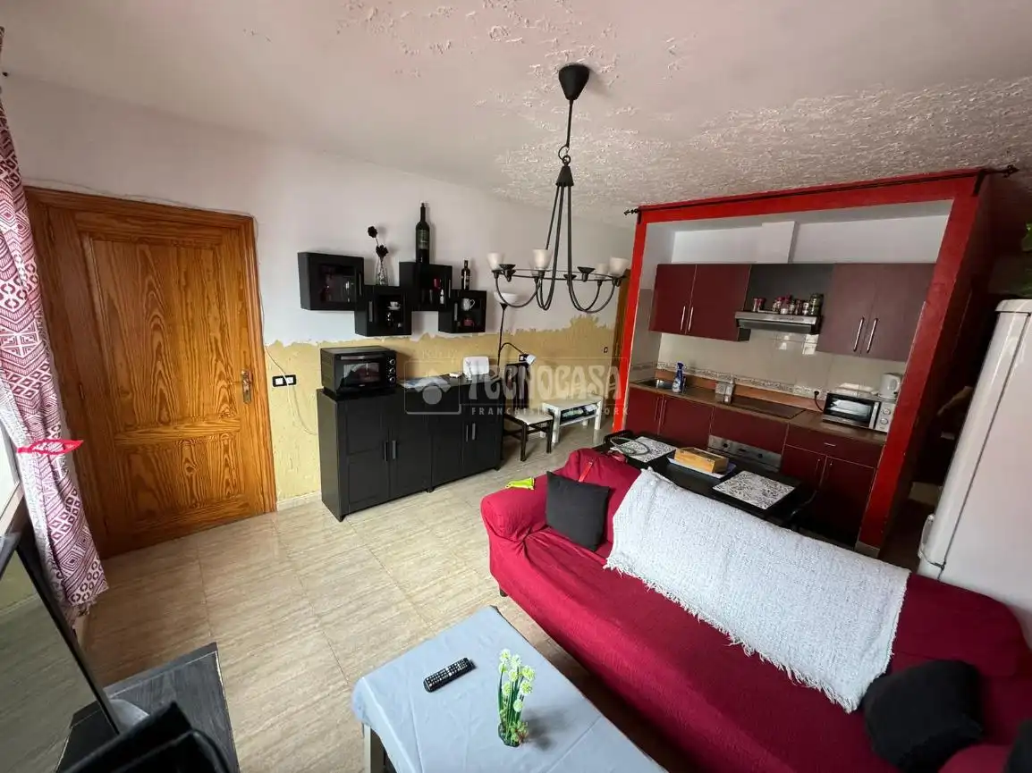 Sala de estar de Ático en venta en Arrecife con Amueblado y Balcón