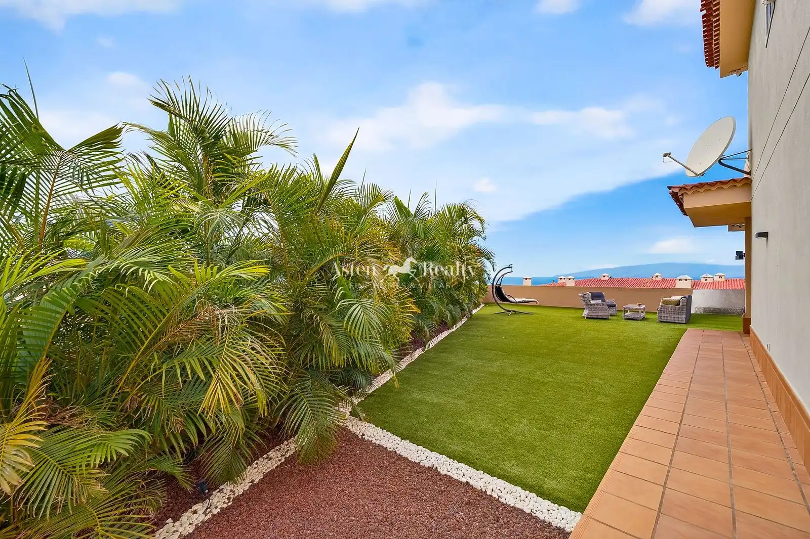 Terrace of Detached homes for sale in Santiago del Teide  with Air Conditioner, Private garden and Terrace