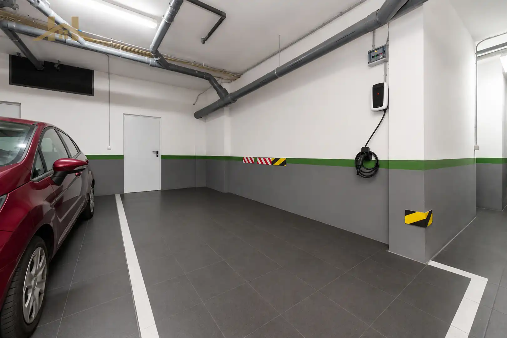 Parking of Flat for sale in Valdemorillo  with Air Conditioner, Heating and Storage room