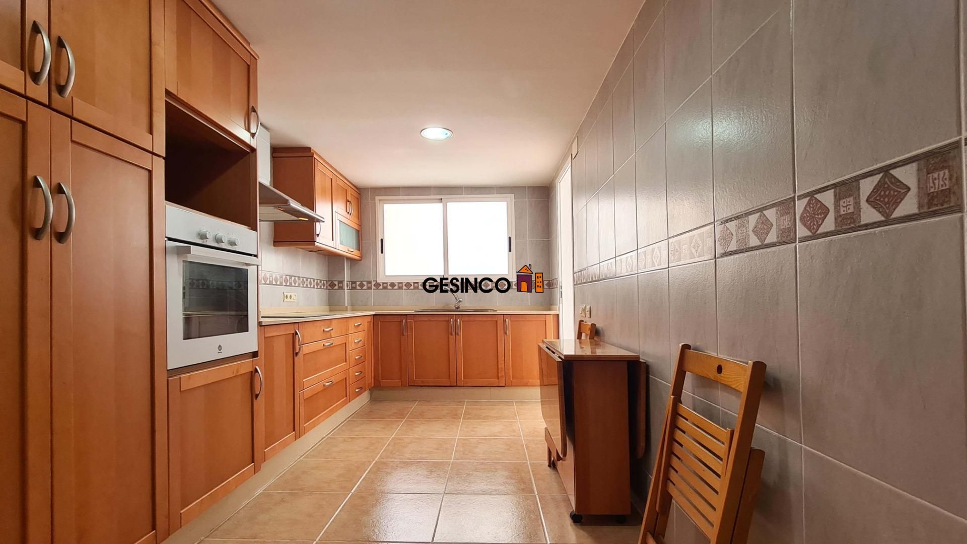 Cocina de Piso de alquiler en Ontinyent con Balcón