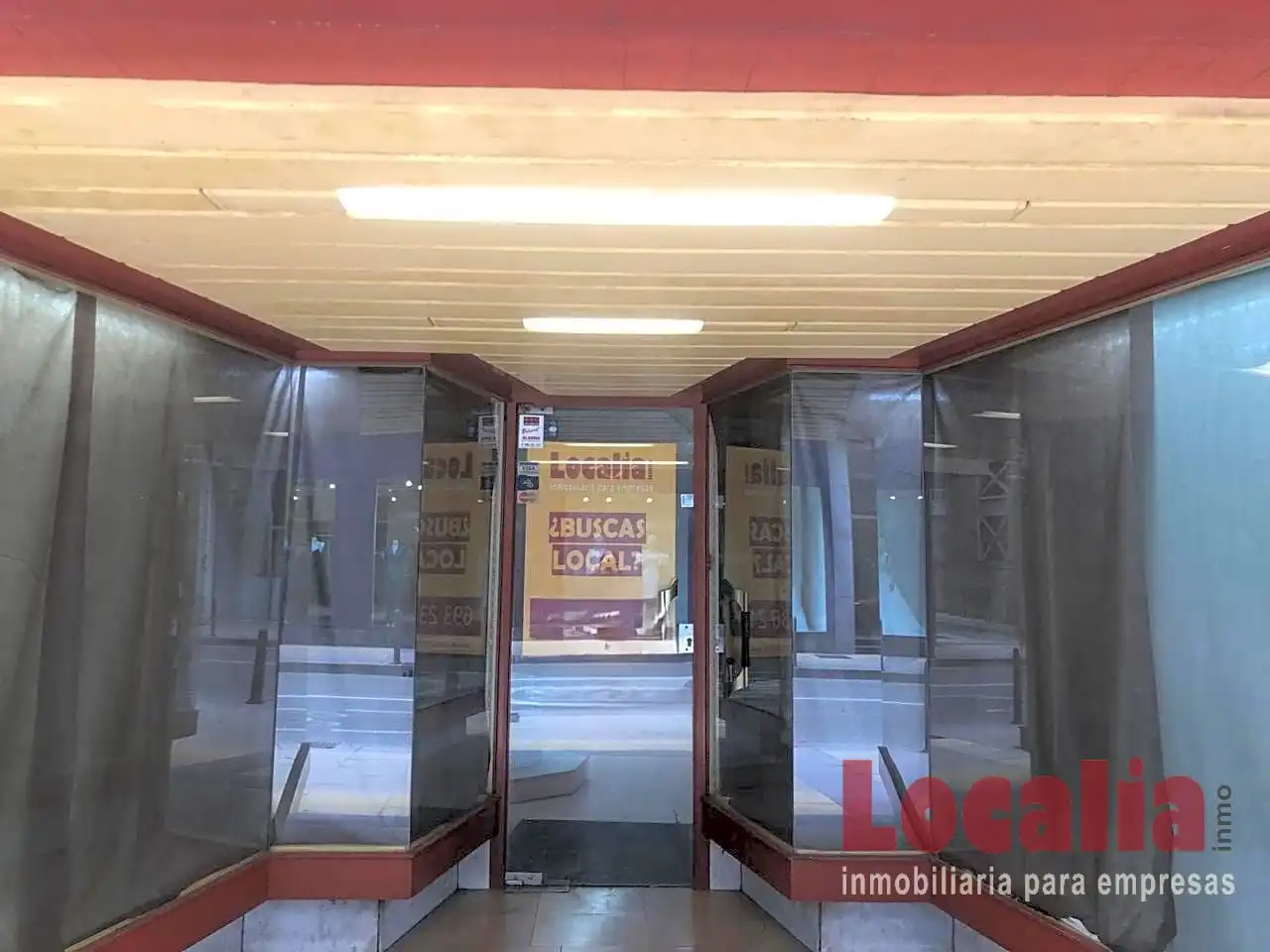 Business premises to rent in José María Pereda